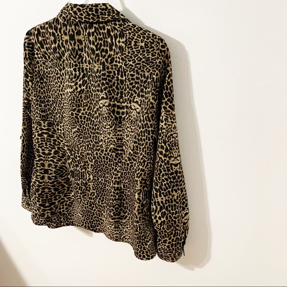 Notations Petites Leopard Print Button Front Poin… - image 5